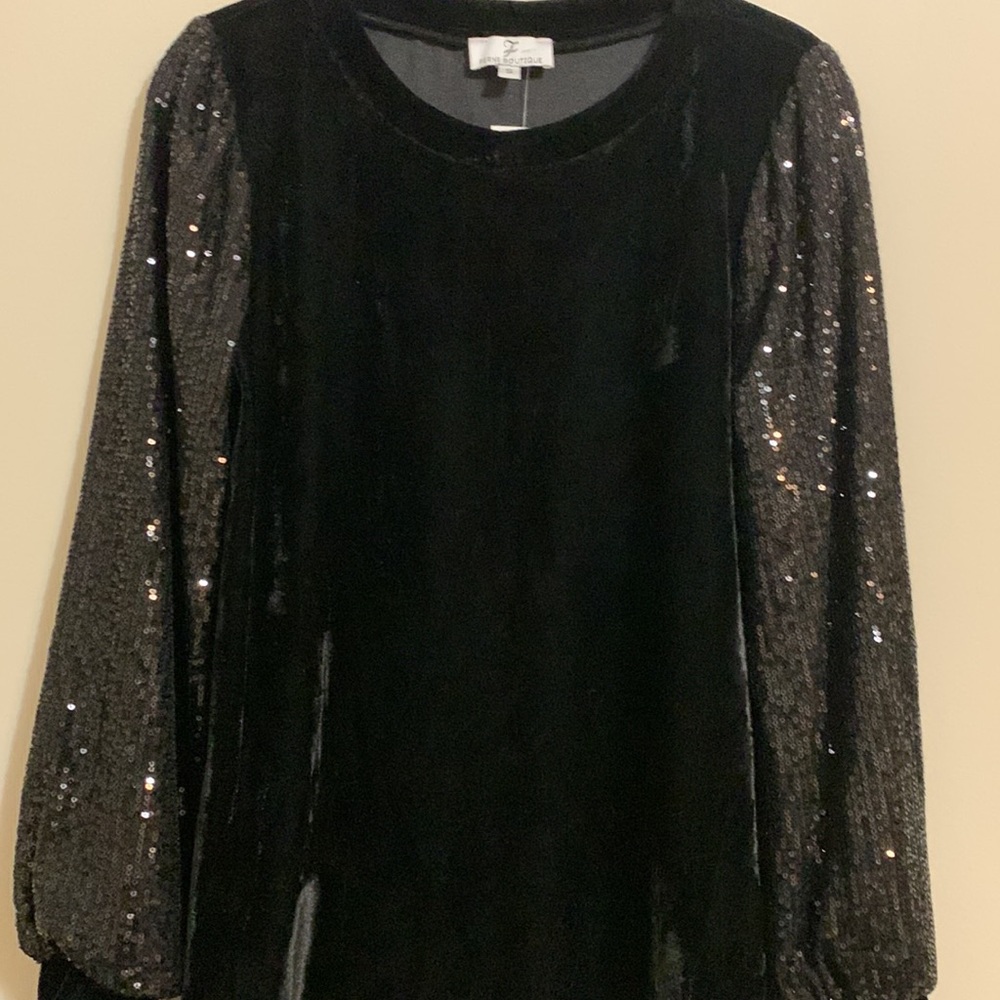 Black sparkly blouse